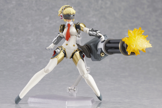 Illustration for article titled You Want Guns? She's Got Guns. Plastic Guns.